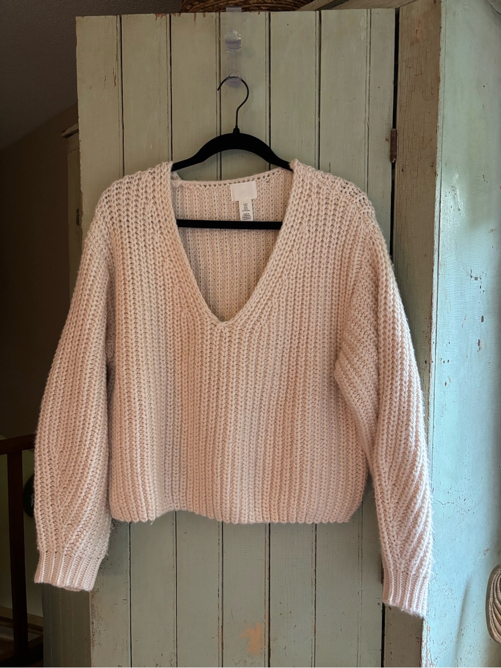H&M Cream V-Neck Chunky Knit Sweater